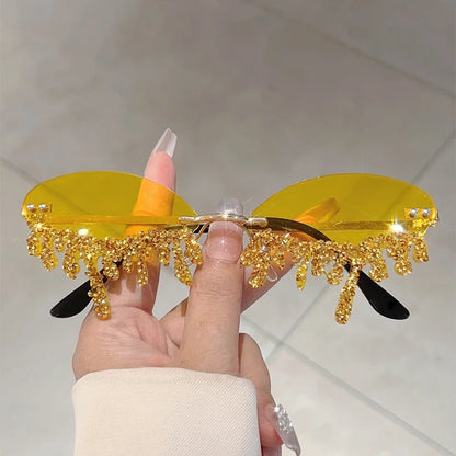 KAMMPT Tear-Shaped Rhinestone Sunglasses – Rimless Trendy Shades for Women