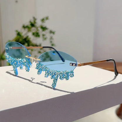 KAMMPT Tear-Shaped Rhinestone Sunglasses – Rimless Trendy Shades for Women