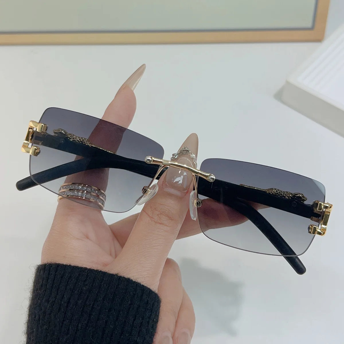 Frameless Rectangular Sunglasses – Unisex Vintage Style Shades