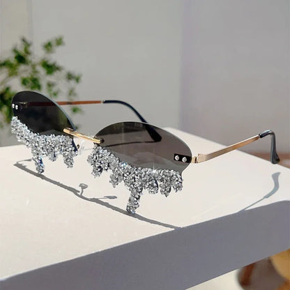 KAMMPT Tear-Shaped Rhinestone Sunglasses – Rimless Trendy Shades for Women
